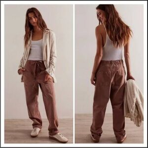 NWOT Free People We The Free Hayden Carpenter Pull On Pants in Brownie Sz XS
